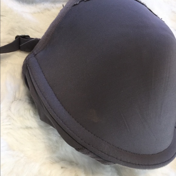 Natori 32C Lightly Padded Plunge Bra - Picture 6 of 6